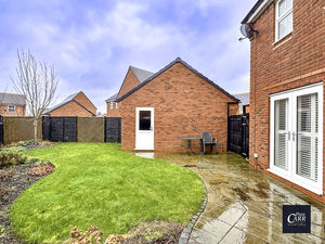 Photo 27- click for photo gallery